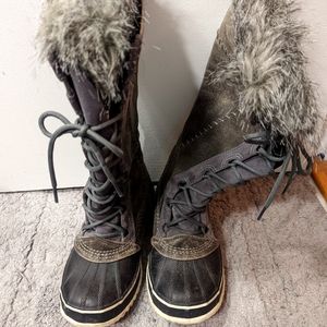 Sorel / Joan of Arctic winter boots / size 6